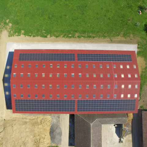Solardach mit Dachfenstern