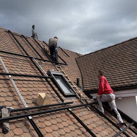 Solardach Arbeiten