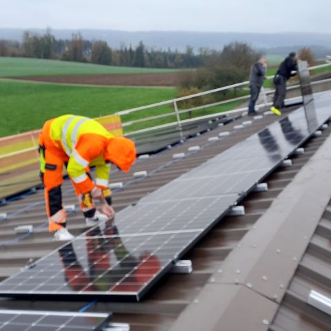Solardach Arbeiten